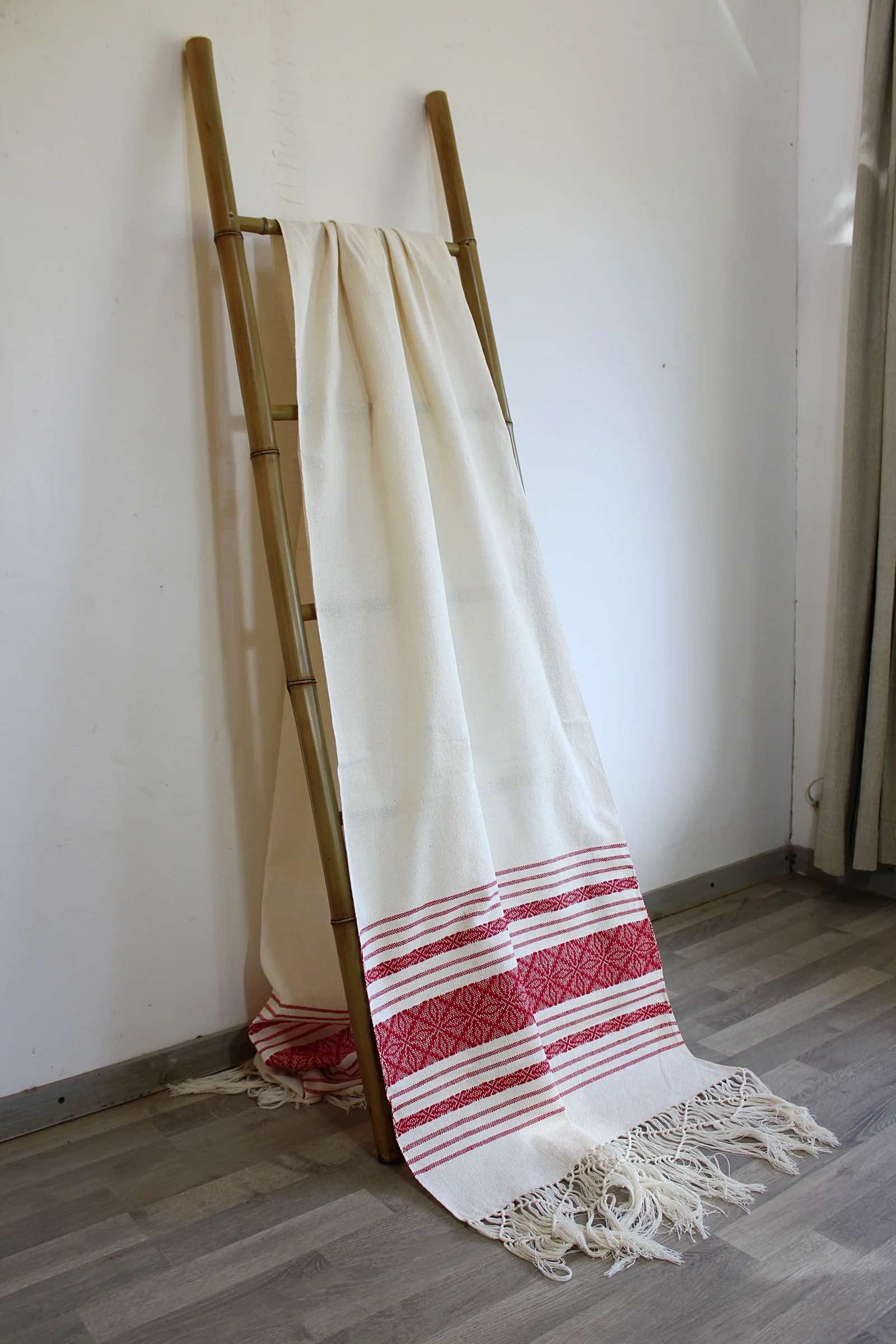 ČERVENÝ STANOVÝ REBOZO